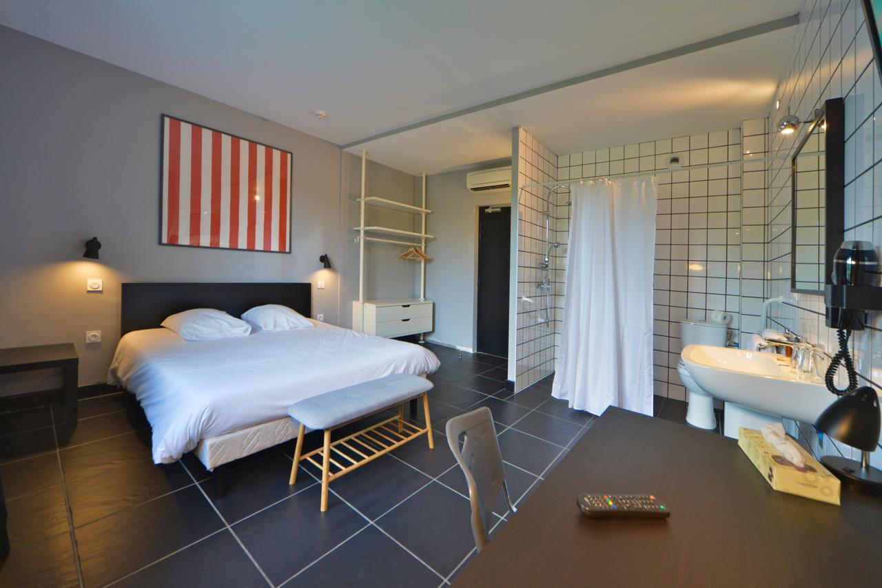 Logis - Hotel Restaurant La Mire Vierzon Exteriör bild